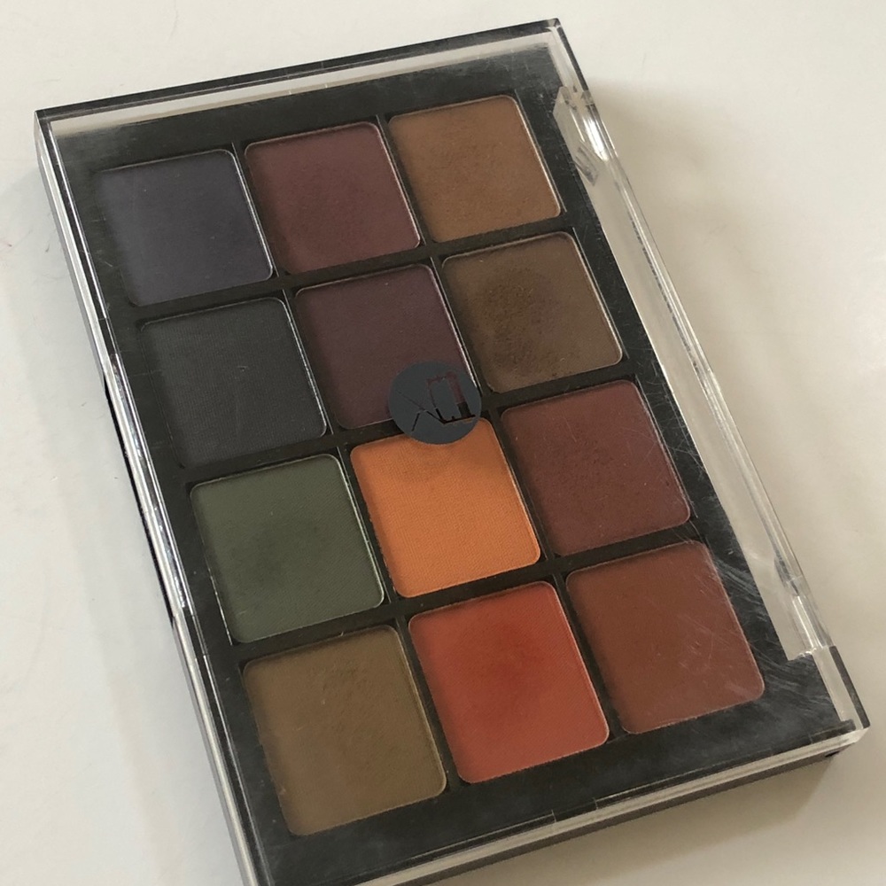 Viseart eyeshadow palette 04 Dark Matte France - Picture 4 of 5
